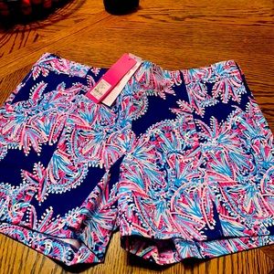 Lilly Pulitzer Arabeth stretch short